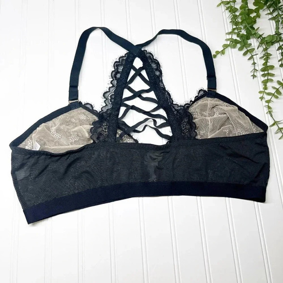 Cacique - Lane Bryant Black Lace Unlined Strappy Back Front Closure Bralette 44C - Picture 2 of 6